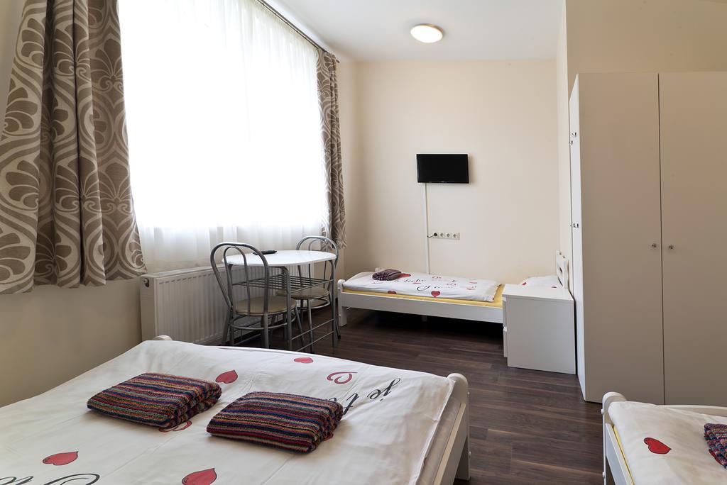Happy Hotel Riga Kültér fotó